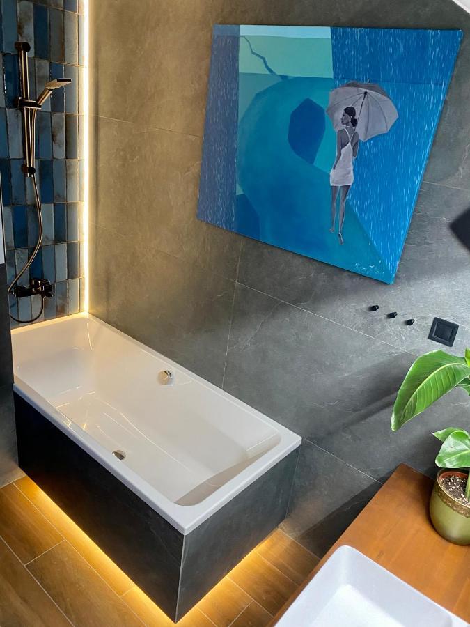 Cozy, Bright & Sunny Apartment With Terrace! Βρότσλαβ Εξωτερικό φωτογραφία