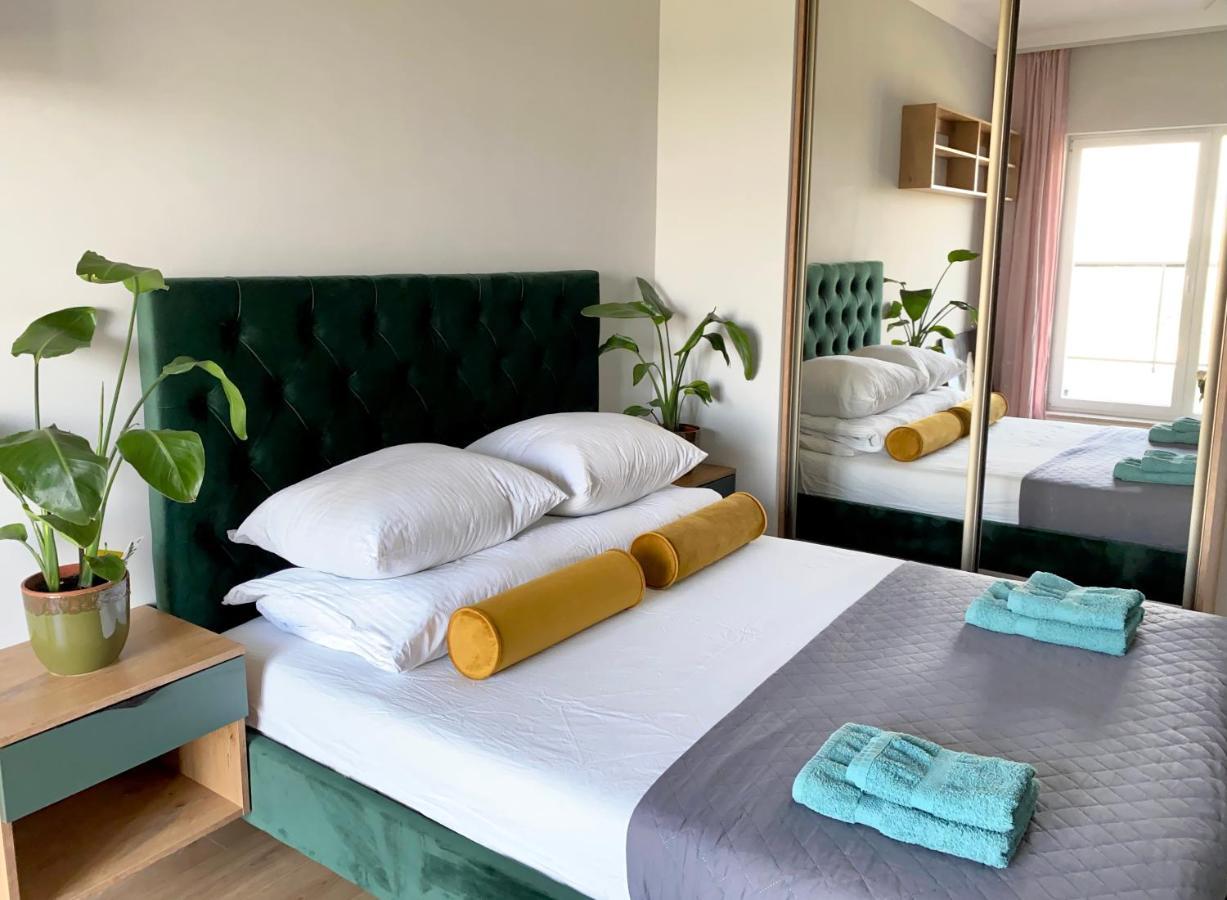 Cozy, Bright & Sunny Apartment With Terrace! Βρότσλαβ Εξωτερικό φωτογραφία
